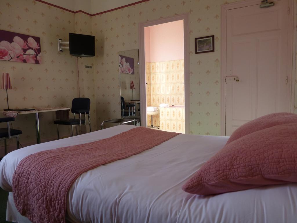 Trianon Hotel Vichy Szoba fotó